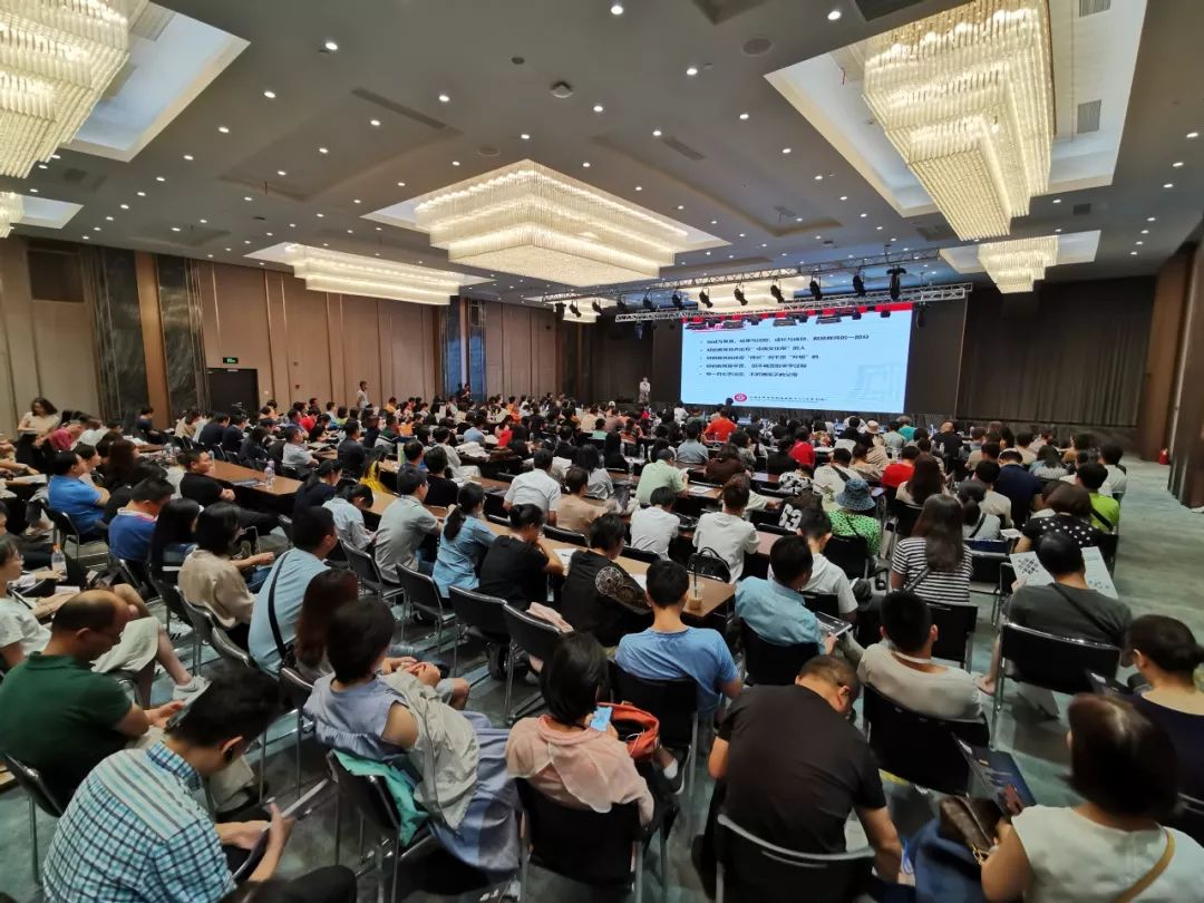 2025精準(zhǔn)資料大全免費(fèi),經(jīng)典解釋定義_14